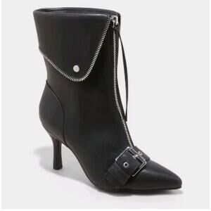 Mickey Point Toe Fold-Over Moto Ankle Boot Black Silver Zip Buckle Stiletto Sz 7
